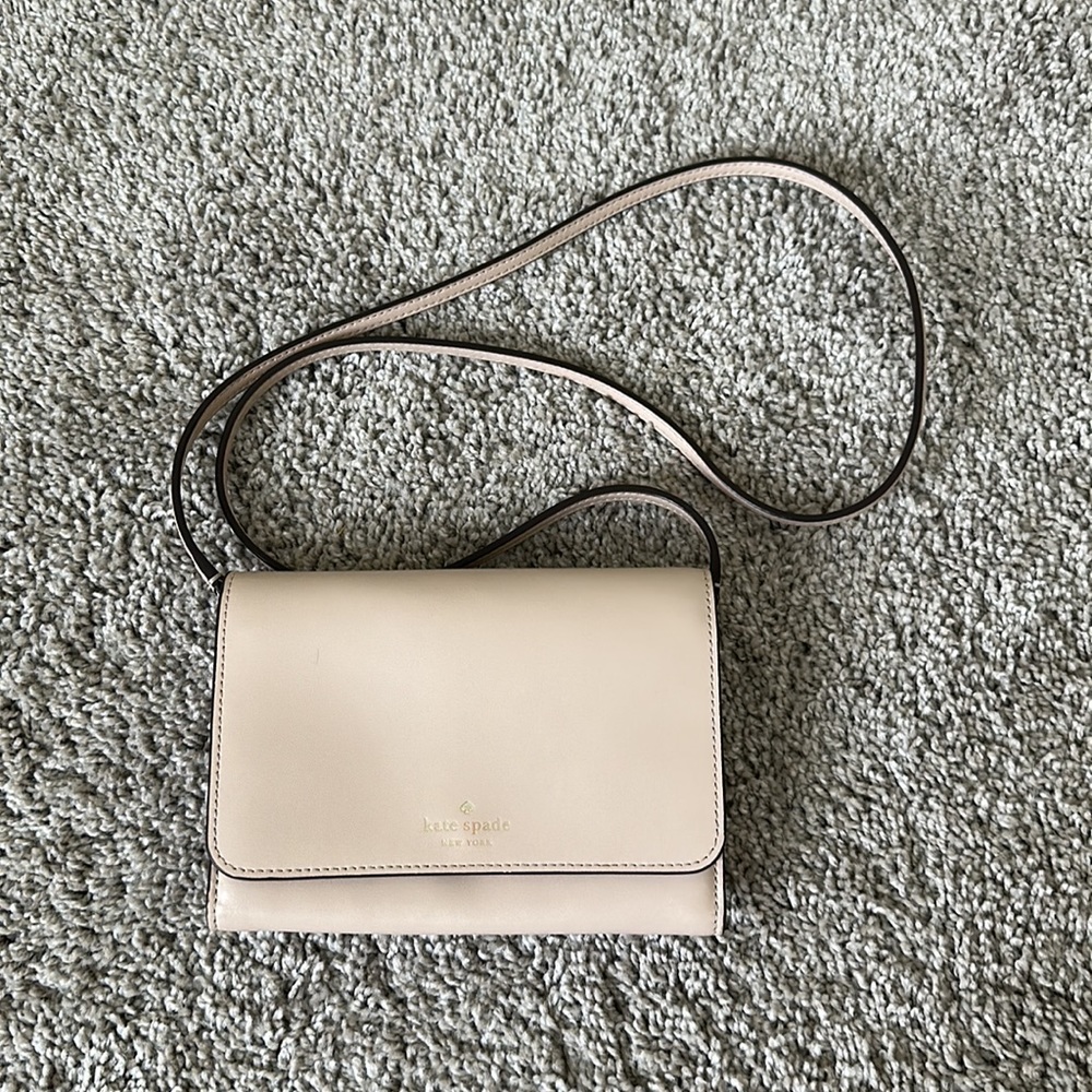 KATE SPADE ♠️ wallet crossbody